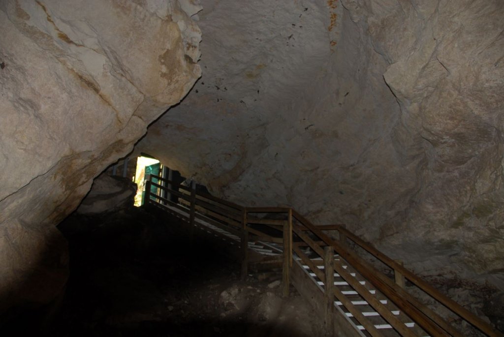 Englebrecht Cave