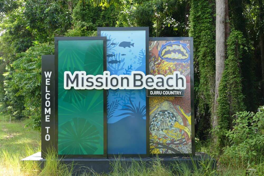 Mission Beach Welcome Sign