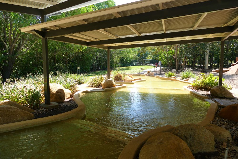 Howard springs rock pools