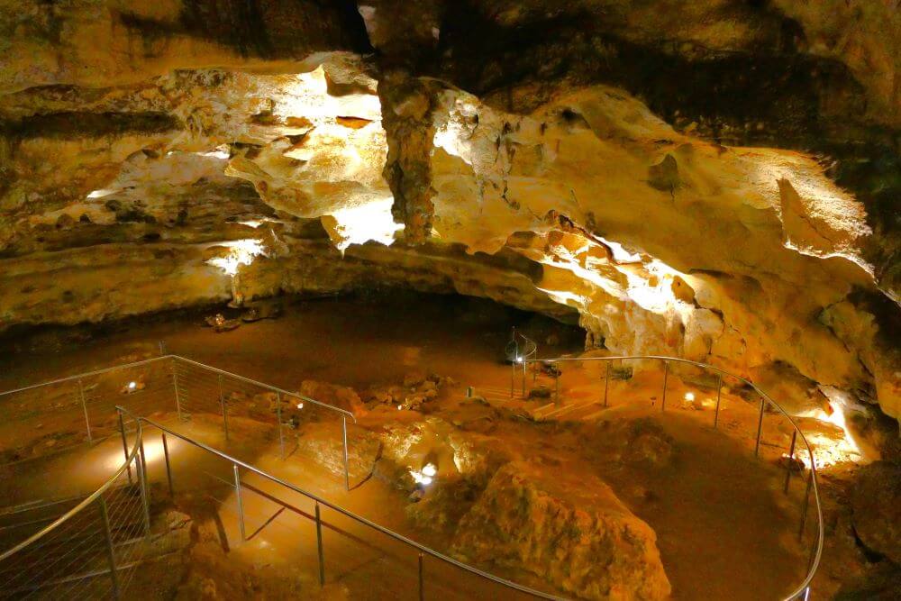 Naracoorte Caves