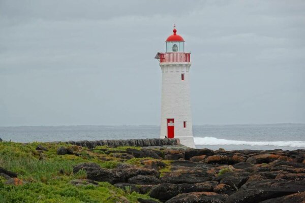 Port Fairy Lighthouse Walk