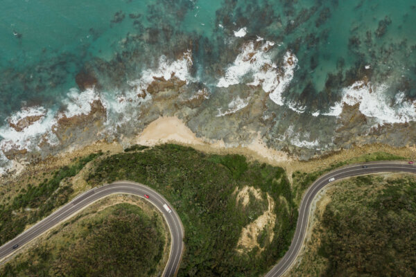 20 Amazing Things to See & Do along the Great Ocean Road