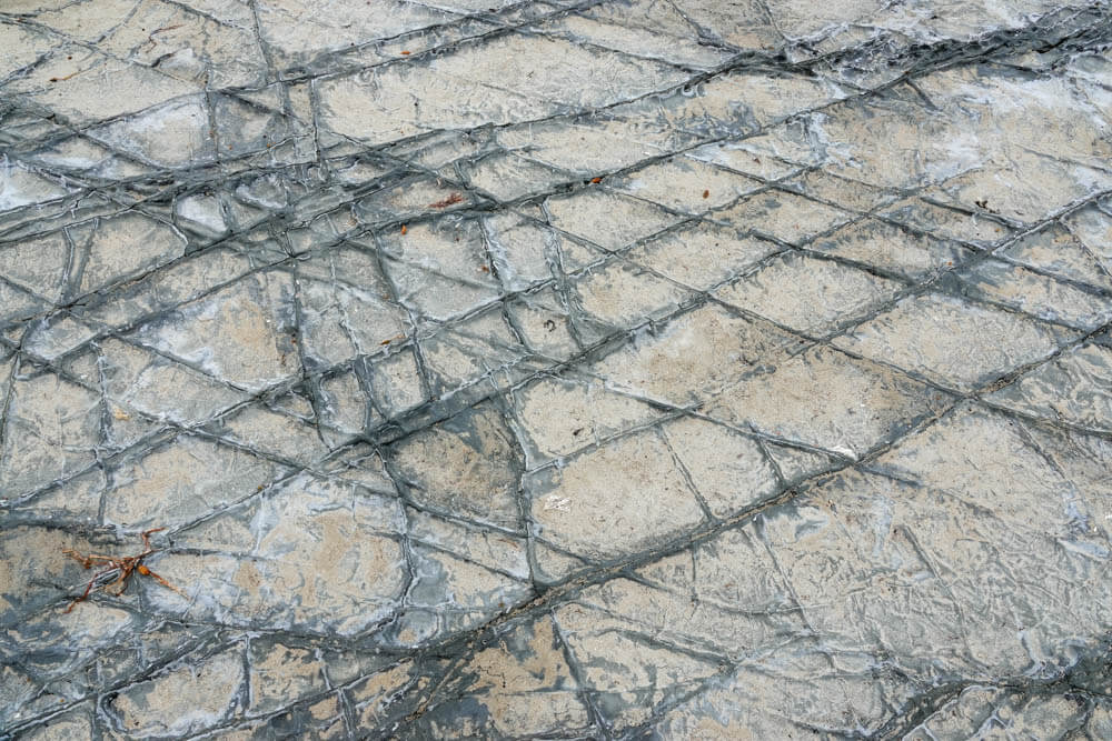 Tesselated rocks